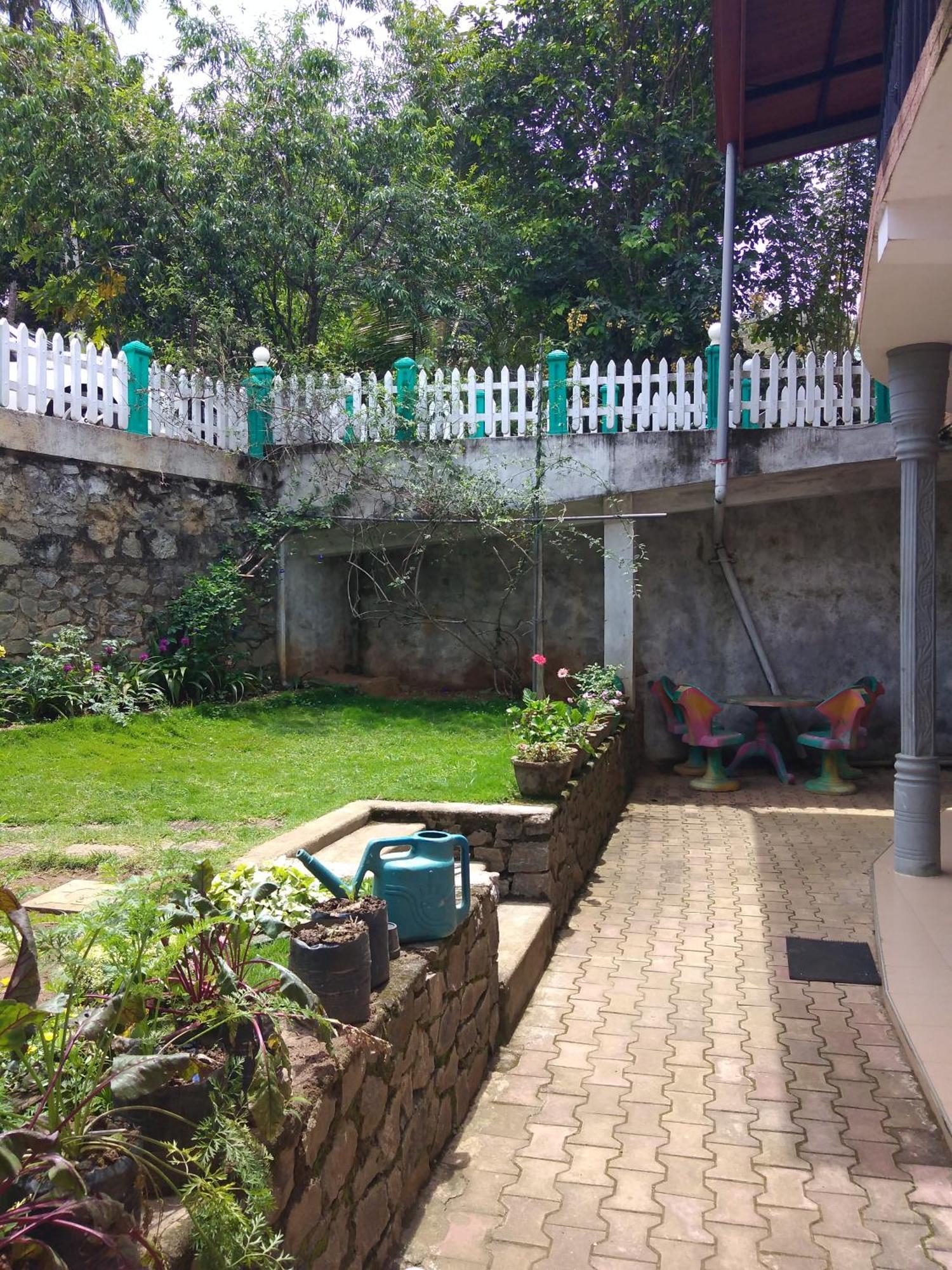 אלה Jasmine Garden Inn מראה חיצוני תמונה
