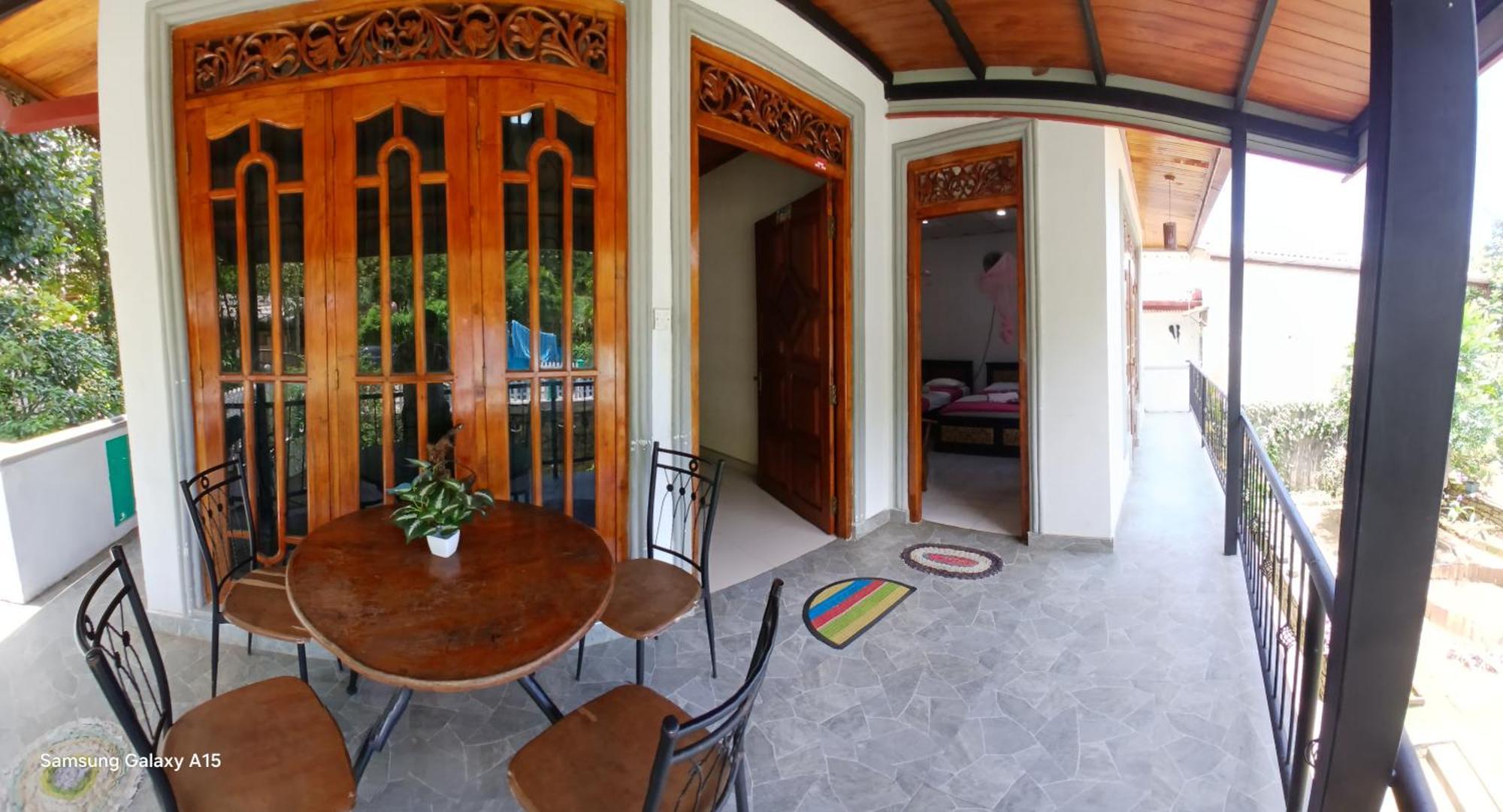 אלה Jasmine Garden Inn מראה חיצוני תמונה