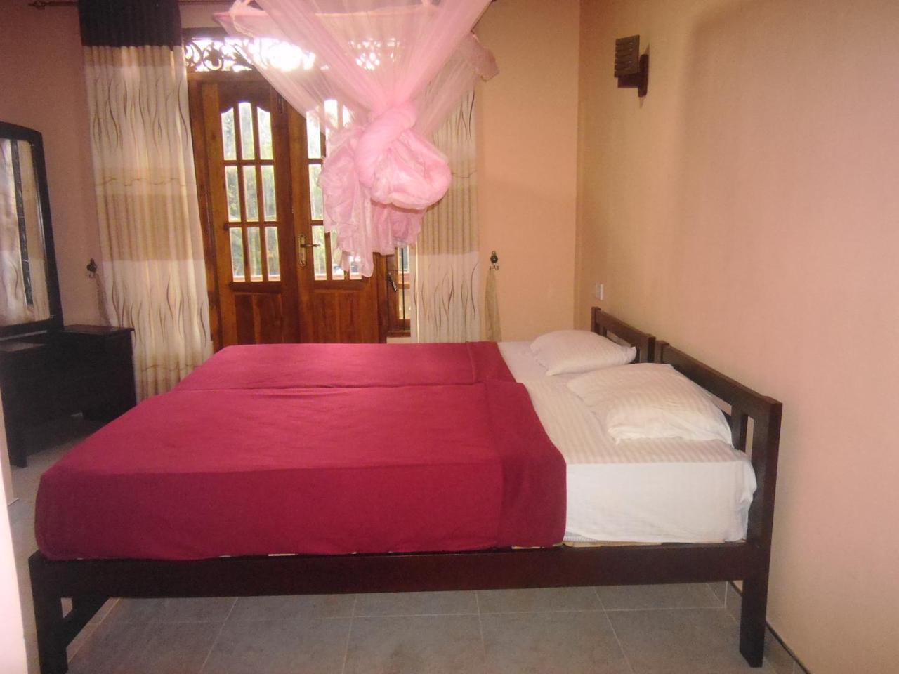 אלה Jasmine Garden Inn מראה חיצוני תמונה