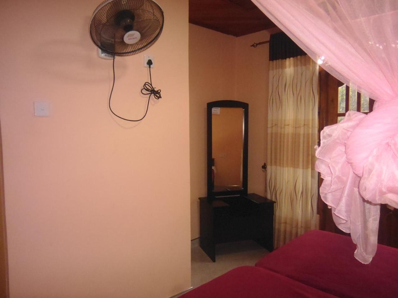 אלה Jasmine Garden Inn מראה חיצוני תמונה